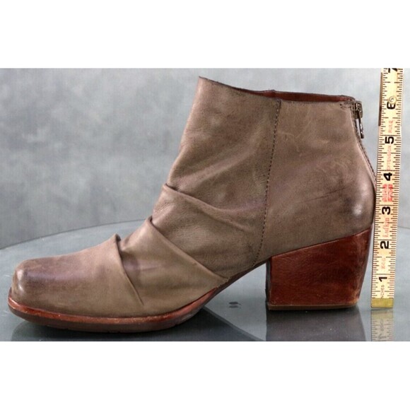 Kork Ease Women's Heeled Slouch Booties Boots Size 9 Leather K41417 - Picture 9 of 12